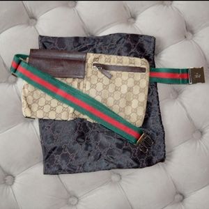 Gucci signature print belt bag fanny pack